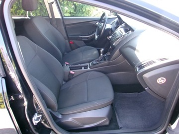 Ford Focus III Hatchback 5d facelifting 1.0 EcoBoost 100KM 2015 Ford Focus III Sprowadzony Serwisowany, zdjęcie 6