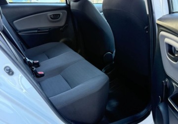 Toyota Yaris III Hatchback 5d Facelifting 2017 1.0 VVT-i 72KM 2020 Toyota Yaris z Instalacja Gazowa, salon Polska, FV-VAT 23, 1 rej. 2021r .G, zdjęcie 14