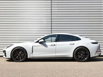 Porsche Panamera III Liftback 4 2.9 353KM 2025 PORSCHE Panamera 4 Sedan 3.0 (353KM) 2025, zdjęcie 1