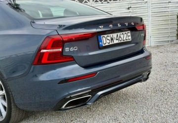 Volvo S60 III 2021 Volvo S60 Volvo S60 B5 B AWD Ultimate Dark 2.0 Benzyna 250KM, zdjęcie 26