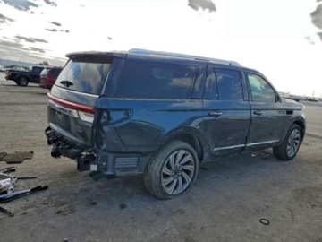 Lincoln Navigator III 2022 Lincoln Navigator L RESERVE, 2022r., 4x4, 3.5L 3.5 Benzyna 440KM, zdjęcie 3
