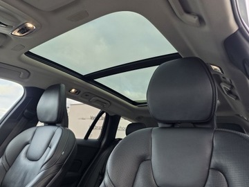 Volvo V60 II  Kombi 2.0 D4 190KM 2019 Volvo V60 Cross Country Salon PL Pro D4 B 190KM AW, zdjęcie 12