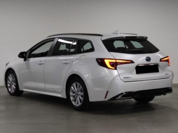 Toyota Corolla XII TS Kombi Facelifting 1.8 Hybrid 140KM 2025 Od ręki - Comfort 1.8 Hybrid 140KM | Podgrzewane fotele!, zdjęcie 2