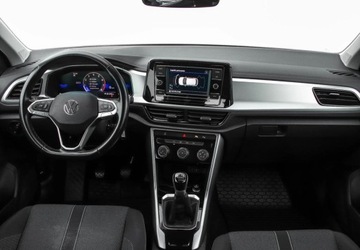 Volkswagen T-Roc I SUV Facelifting 1.0 TSI 110KM 2022 Volkswagen T-Roc 1.0 TSI 110KM Life Tempomat Aktywny Reflektory LED Czujni, zdjęcie 13