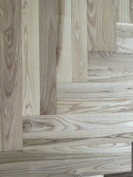 Паркетная доска из ясеня 22х70х300 ясень ПРОИЗВОДИТЕЛЬ