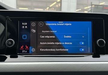 Volkswagen Golf VIII Hatchback 1.5 TSI EVO 130KM 2021 Volkswagen Golf Life Pakiety, ACC, Podgrzewane fotele, Podgrzewana kierow, zdjęcie 27