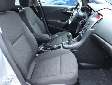 Opel Astra J Sports Tourer Facelifting 1.7 CDTI ECOTEC 110KM 2014 Opel Astra 1.7 CDTI, Salon Polska, Klima, Tempomat, zdjęcie 8