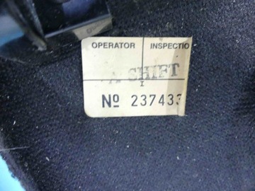 POLIČKA ZADNÍ TOYOTA CARINA E HATCHBACK 95R