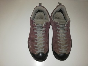 Buty firmy Scarpa. Rozmiar 39.