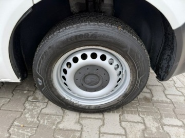 Volkswagen Caravelle T5 Caravelle Facelifting długi rozstaw osi 2.0 TDI 84KM 2014 Volkswagen Transporter 2.0 TDI 9-Osobowy, zdjęcie 7