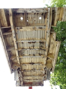 TRAFIC II VIVARO 01-14 NADKOLE LEWY TYŁ BŁOTNIK