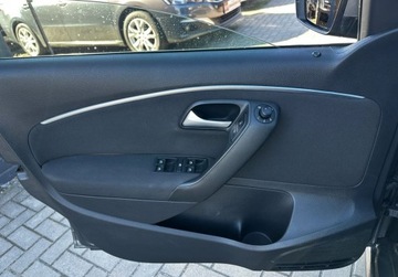 Volkswagen Polo V Hatchback 3d Facelifting 1.4 TDI 75KM 2015 Volkswagen Polo Lounge 1.4 TDI 75KM Gwarancja Zamiana Zarejestrowany 1.4, zdjęcie 16