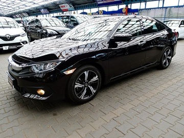 Honda Civic X Sedan 4d Facelifting 1.5 VTEC TURBO 182KM 2019 Honda Civic TYLKO 49tyś KM Kraj 1wł BEZWYP 182KM, zdjęcie 7