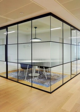 Стеклянная стена здания, стеклянная дверь LOFT, ИЗГОТОВЛЕНО НА ЗАМЕР