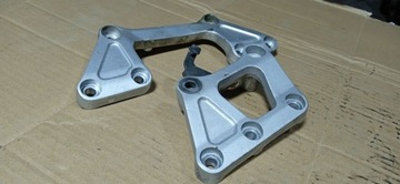 YAMAHA TDM 850 4TX UCHWYT MOCOWANIE SILNIKA RAMY ŁAPY MOCOWANIA UCHWYTY