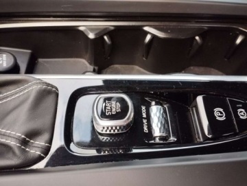 Volvo XC60 II Crossover D4 190KM 2019 Volvo XC 60 Volvo XC60 2.0 Diesel 190KM R-Design Automat FV23 2.0 Diesel, zdjęcie 21