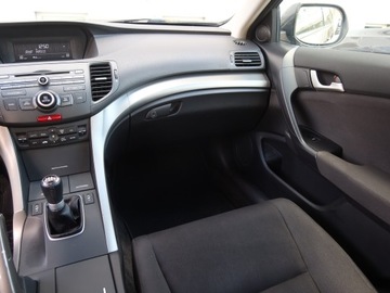 Honda Accord VIII Sedan 2.0 VTEC 156KM 2010 Honda Accord 2.0 i-VTEC, GAZ, Klima, Klimatronic, zdjęcie 7