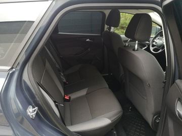 Ford Focus III Kombi 1.0 EcoBoost 125KM 2013 Ford Focus 1.0 12V 125KM Klimatronik Halogeny, zdjęcie 17