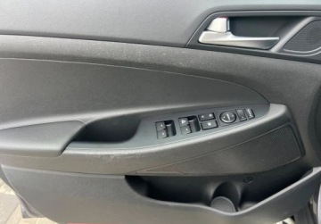 Hyundai Tucson III SUV 1.6 T-GDI 177KM 2016 Hyundai Tucson 1.6BT 177KM Aut.4x4 FULLed Skora4xGrzane Kamera Navi Blueto, zdjęcie 21