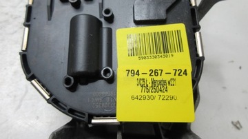 MERCEDES-BENZ W221 2218201642 MECHANIZMUS STĚRAČE OKNO PŘEDNÍ PRAVÉ