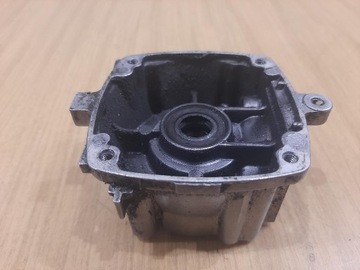 OLEO-MAC HT27L KARTER OBUDOWA SILNIKA KORPUS