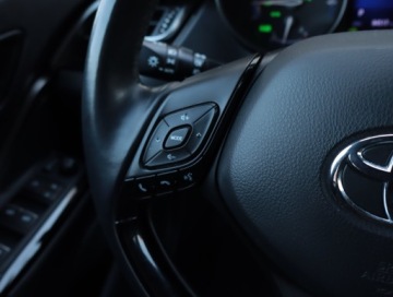 Toyota C-HR I Crossover 1.8 Hybrid 122KM 2018 Toyota C-HR 1.8 Hybrid, Automat, Navi, Klima, zdjęcie 16