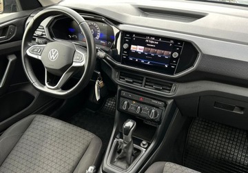 Volkswagen T-Cross SUV 1.5 TSI 150KM 2022 Volkswagen T-Cross Life Pakiet Comfort, FV 23, ACC, Asystenci, Czujniki,, zdjęcie 15