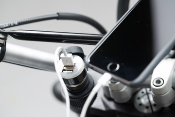 Гнездо прикуривателя SW-MOTECH с USB-портом