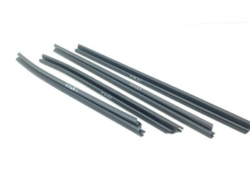 RENAULT AUSTRAL 2023 KOMPLET TĚSNĚNÍ OKNO DVEŘE PŘEDNÍCH