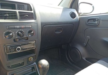 Daihatsu Cuore VI 1.0 i 58KM 2006 Daihatsu Cuore Daihatsu Cuore Benzyna 58KM, zdjęcie 11