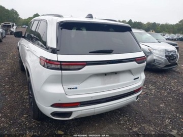 Jeep Grand Cherokee V 2023 Jeep Grand Cherokee 2023 JEEP GRAND CHEROKEE 4XE 30TH ANNIVERSARY 2.0 270KM, zdjęcie 6