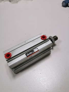 Siłownik pneumatyczny SMC ECDQ2B 32-75DM