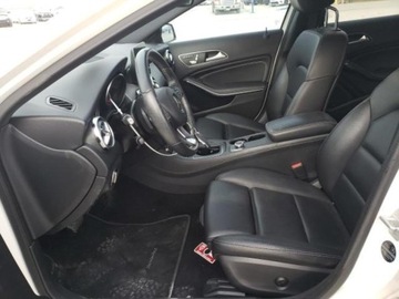 Mercedes GLA I 2018 Mercedes-Benz GLA Mercedes-Benz GLA GLA 250 SUV 2.0 Benzyna 208KM, zdjęcie 6