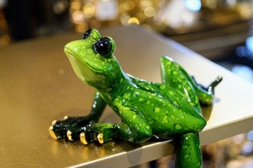 ФИГУРА ЛЯГУШКИ