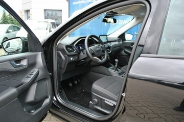 Ford Kuga III SUV 1.5 EcoBoost 150KM 2023 Ford Kuga Titanium 1,5 EcoBoost 150KM ASO Forda, zdjęcie 8