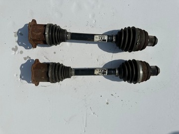 Q5 8R LIFT PÓŁOŚ PRAWA LUB LEWA 3,0 4G0407271F