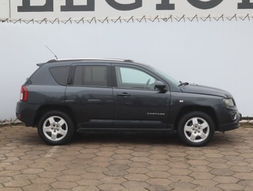 Jeep Compass I SUV Facelifting 2013 2.0 156KM 2013 Jeep Compass 2.0, Salon Polska, GAZ, Skóra, Klima, zdjęcie 5