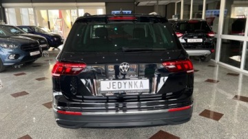 Volkswagen Tiguan II SUV Facelifting 2.0 TDI 150KM 2022 Volkswagen Tiguan Kamera Nawigacja Full LED Elektryczna klapa MOZLIWA ZAMI, zdjęcie 3