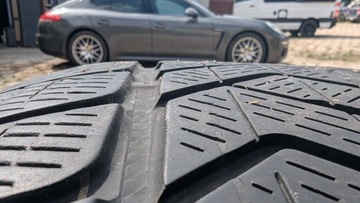 AUDI Q7 4M KOLA RÁFKY PNEUMATIKY ZIMNÍ 255/50/20 4M0601025G KOMPLET