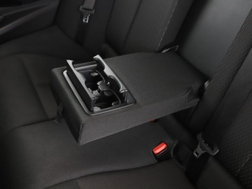 BMW Seria 3 F30-F31-F34 Touring Facelifting 2.0 320i 184KM 2018 BMW 320 4x4 automat navi full LED klima auto, zdjęcie 38