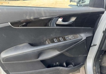 Kia Sorento IV 2020 Kia Sorento 2020 KIA Sorento - w Polsce po Akcyzie i Oplatach 2.4 Benzyna, zdjęcie 9