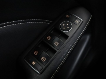 Mercedes Klasa B W246 Sports Tourer Facelifting 1.5 180 d 109KM 2017 Mercedes B 180 automat full LED navi klima, zdjęcie 33