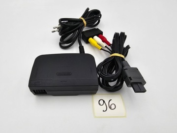 КОНСОЛЬ NINTENDO 64, ЕВРОПЕЙСКАЯ ВЕРСИЯ, ПРОЗРАЧНАЯ СИНЯЯ + ОРИГИНАЛЬНЫЕ АКСЕССУАРЫ