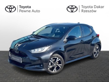 Toyota Yaris IV Hatchback Facelifting 1.5 Hybrid Dynamic Force 116KM 2025 Toyota Yaris Hybrid 1.5 Style IV (2020-) Hybrid 1.