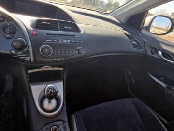 Honda Civic VIII Hatchback 5d 1.4 i 83KM 2007 HONDA CIVIC UFO 1.4 B+LPG Sekwencja – 83KM - KAMERA – SUPER STAN - OKAZJA!, zdjęcie 23