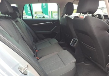 Skoda Octavia IV Scout 1.5 TSI ACT 150KM 2022 Skoda Octavia Style 1.5 TSI 150 KM Virtual Cockpit Kamera LED Podg. fo, zdjęcie 10