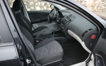 Kia Ceed I Hatchback 1.4 109KM 2009 Kia Ceed Kia Ceed I Kia Ceed I 1.4 1,4 16V KLimatyzacja Multifunkcja Kompu, zdjęcie 3