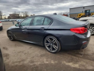 BMW Seria 5 G30-G31 2018 BMW Seria 5 M550xi 2018 4.4l 4.4 Benzyna 456KM, zdjęcie 1