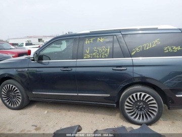 Lincoln Navigator III 2021 Lincoln Navigator Black Label 2021 3.5l 3.5 Benzyna 450KM, zdjęcie 2