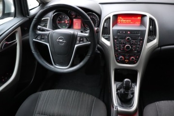 Opel Astra J Sports Tourer 1.6 Twinport ECOTEC 115KM 2012 Opel Astra 1.6 16V, Salon Polska, Klima, Tempomat, zdjęcie 6